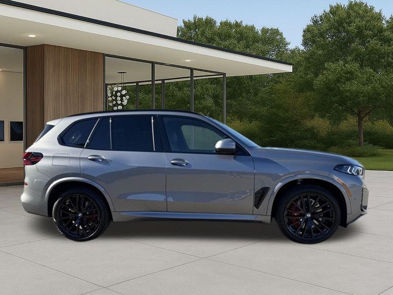 New 2026 BMW X5 sDrive40iImage 4