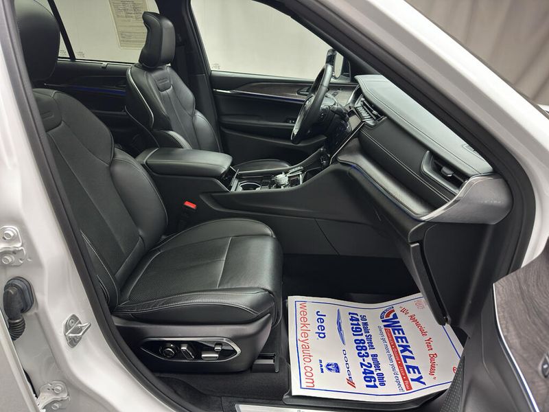 Used 2023 Jeep Grand Cherokee OverlandImage 21