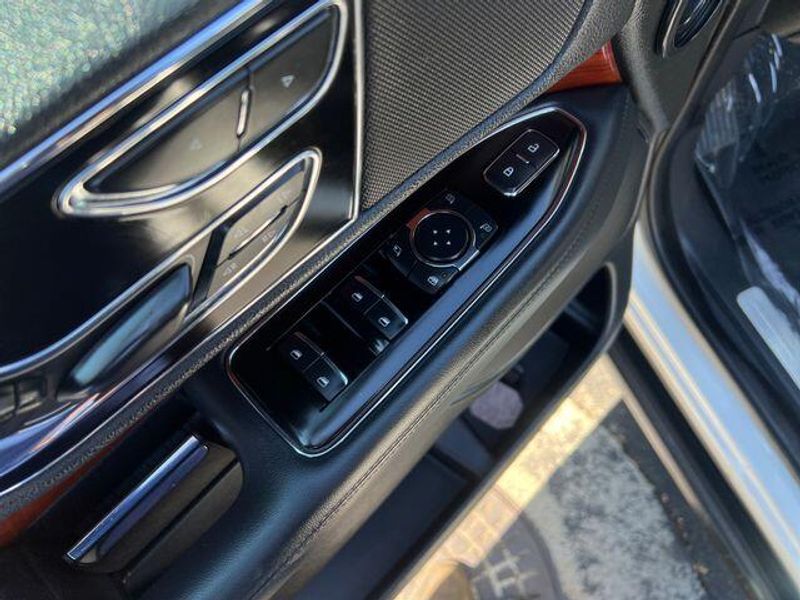Used 2022 Lincoln Navigator ReserveImage 11
