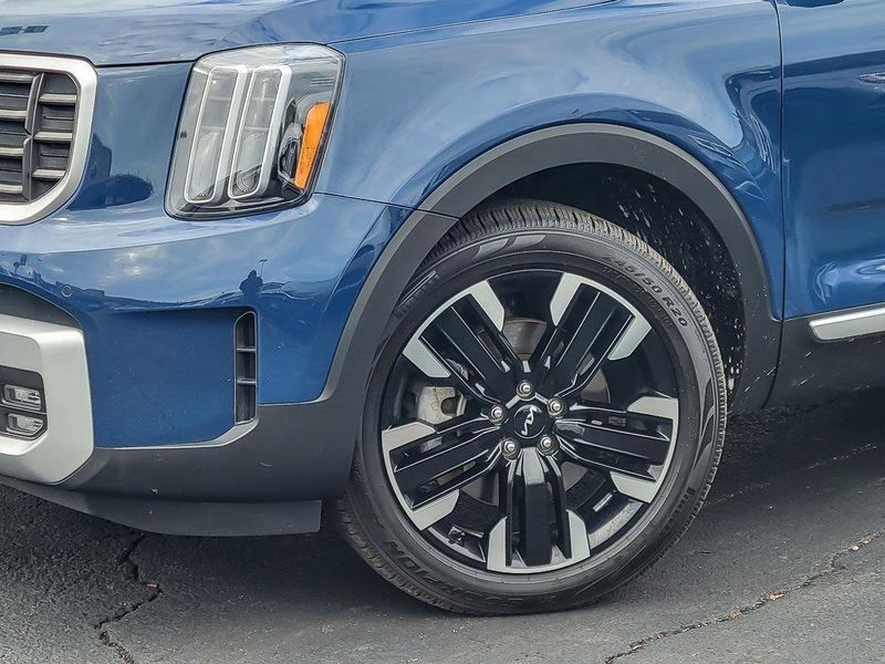 2023 Kia Telluride SX photo 3