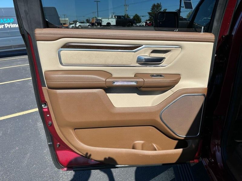2021 Ram 1500 Laramie photo 16