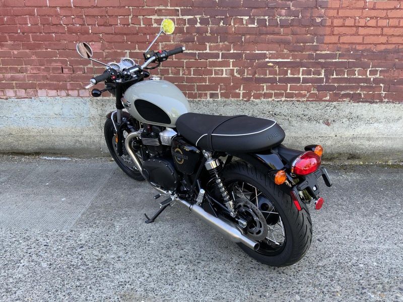 2026 Triumph BONNEVILLE T100