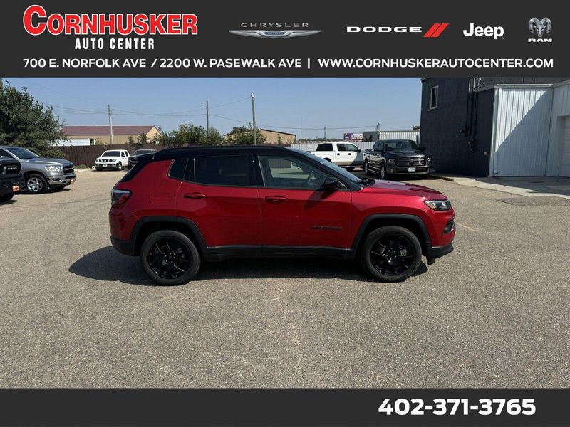 2024 Jeep Compass LatitudeImage 1