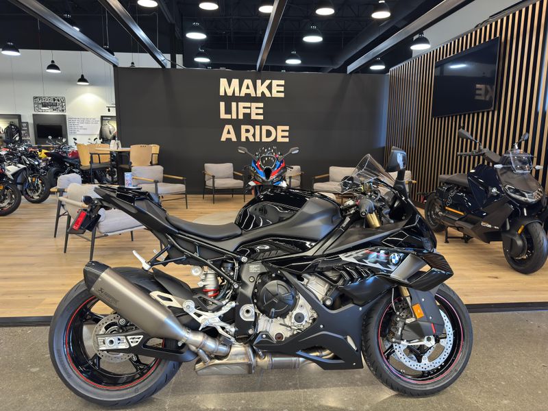 New 2025 BMW S 1000 RR 