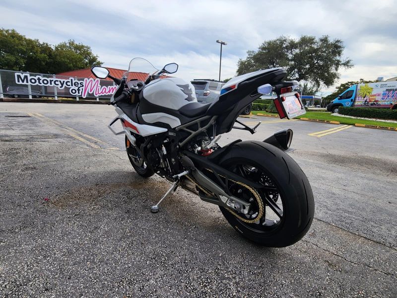 2026 BMW S 1000 RRImage 7
