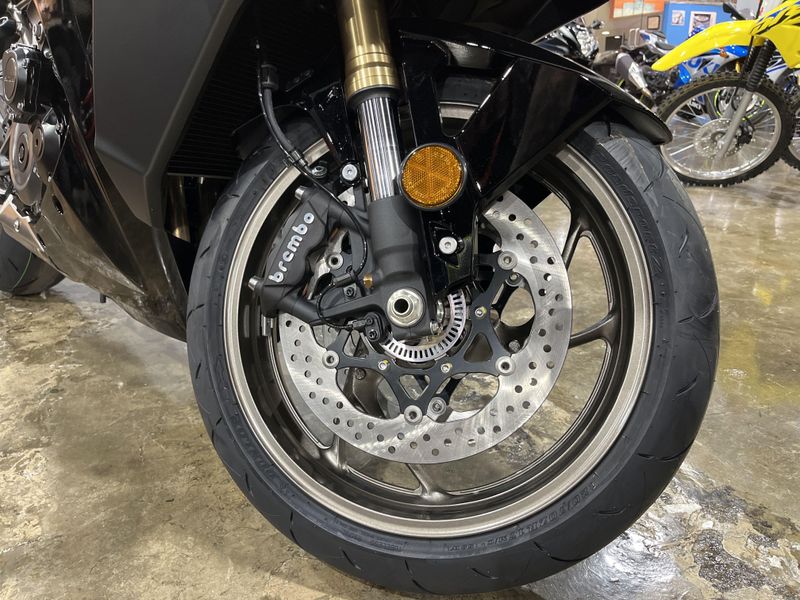 Used 2024 Suzuki GSX-S1000GT+ Image 11