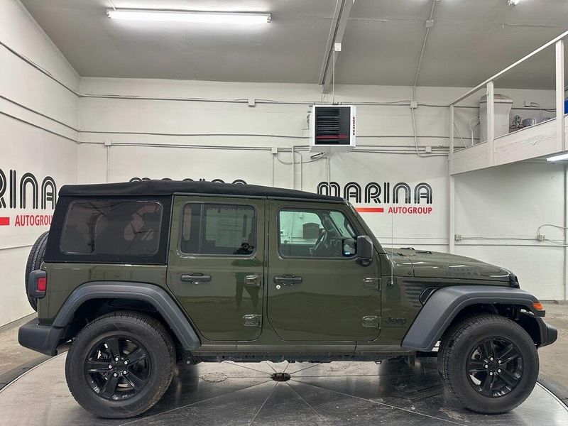 2023 Jeep Wrangler SportImage 9