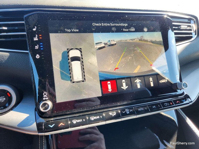 2026 Jeep Grand Wagoneer Upland 4x4