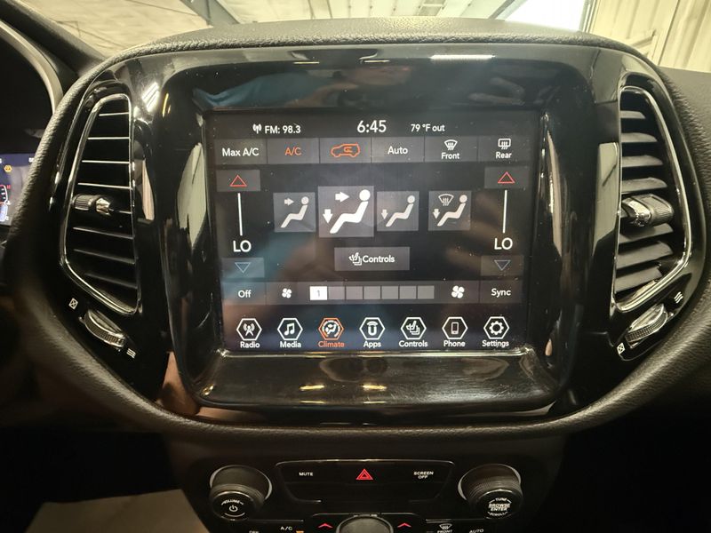 Used 2019 Jeep Compass LimitedImage 26