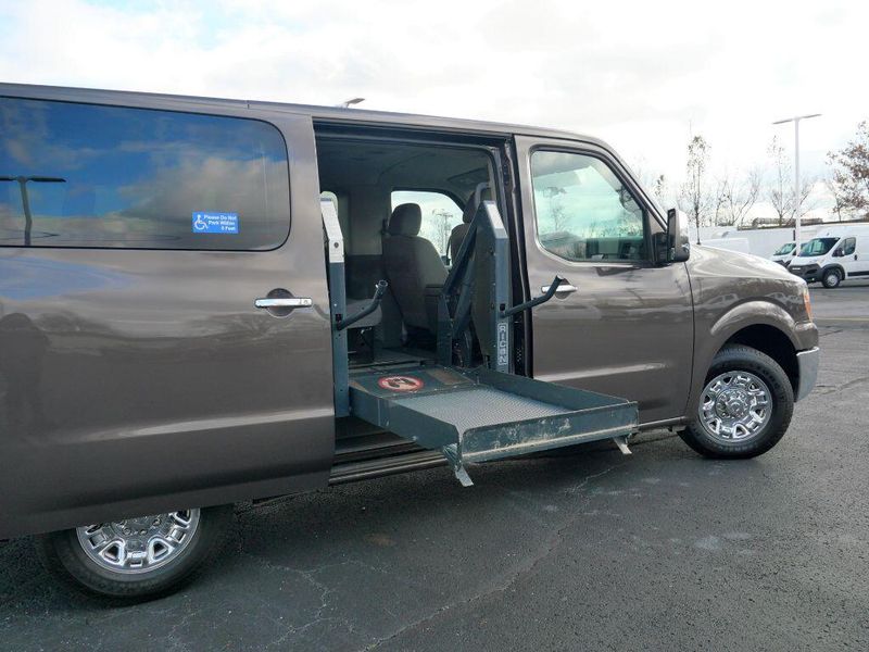 2017 Nissan NV Passenger NV3500 HD SVImage 45