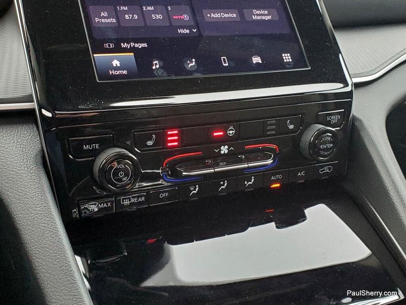 New 2025 Jeep Grand Cherokee L Altitude X 4x4