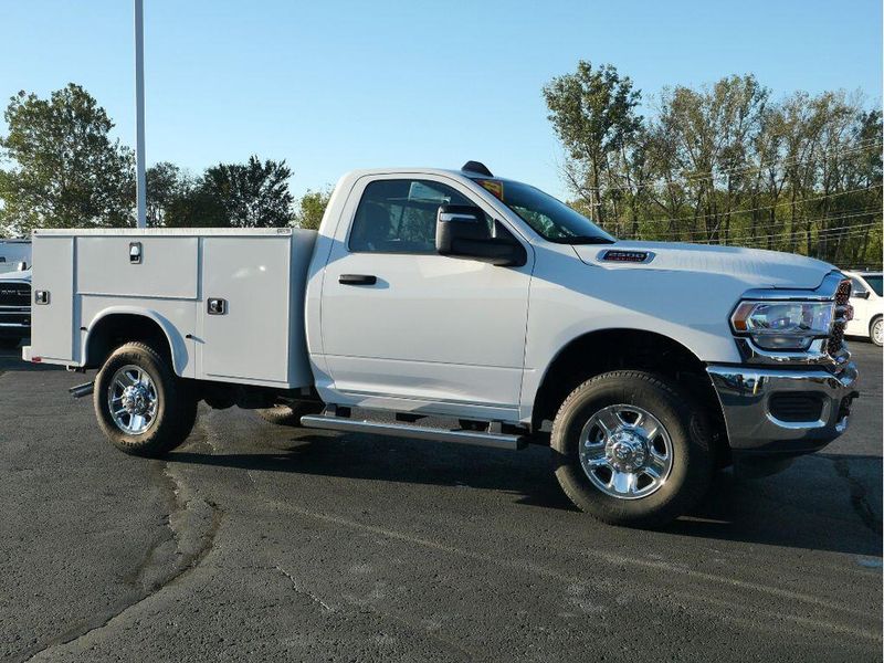 2023 RAM 2500 Tradesman Regular Cab 4x4 8