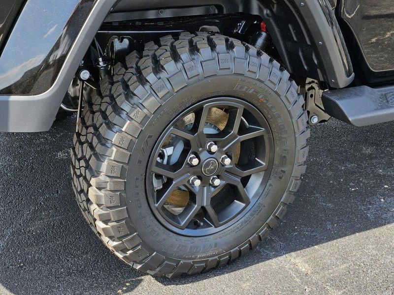 2025 Jeep Gladiator High Tide 4x4Image 7