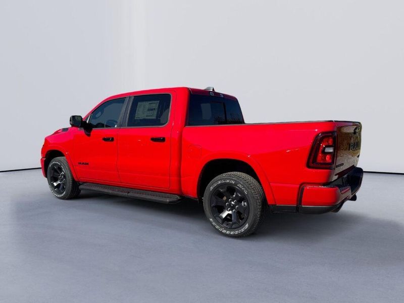 2025 Ram 1500 Big Horn photo 4