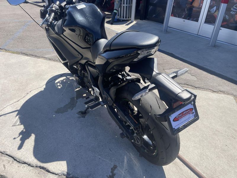 Used 2025 Kawasaki NINJA 650 Image 19