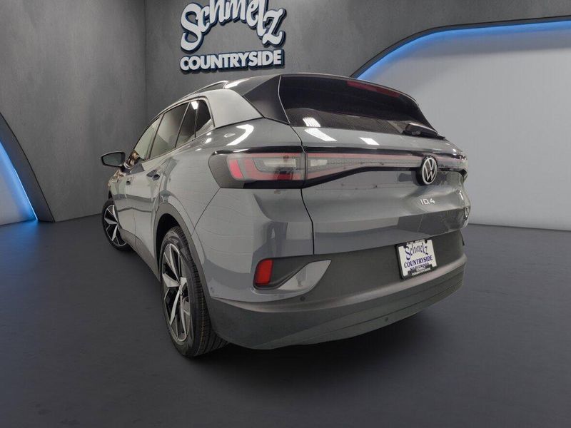 Used 2025 Volkswagen ID.4 Pro S Long Range w/Glass RoofImage 12