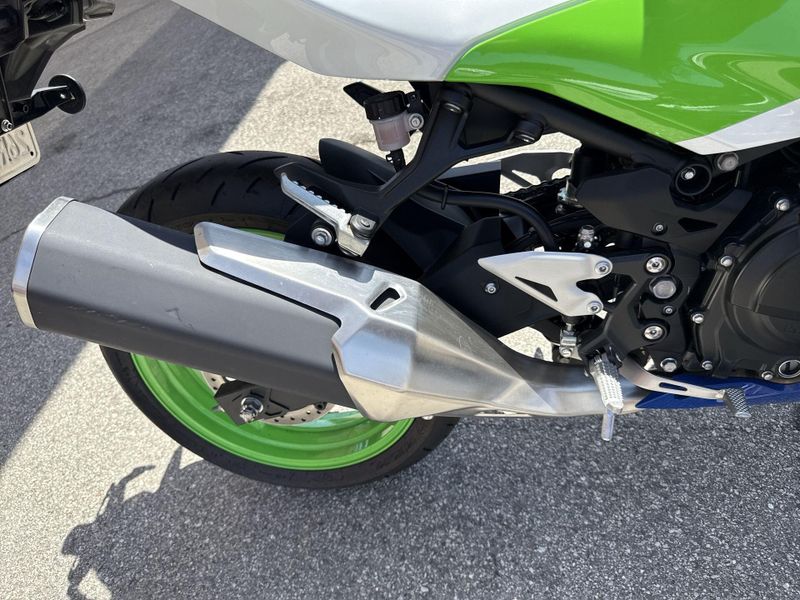 Used 2024 Kawasaki NINJA 500 40TH ANNIVERSARY Image 16