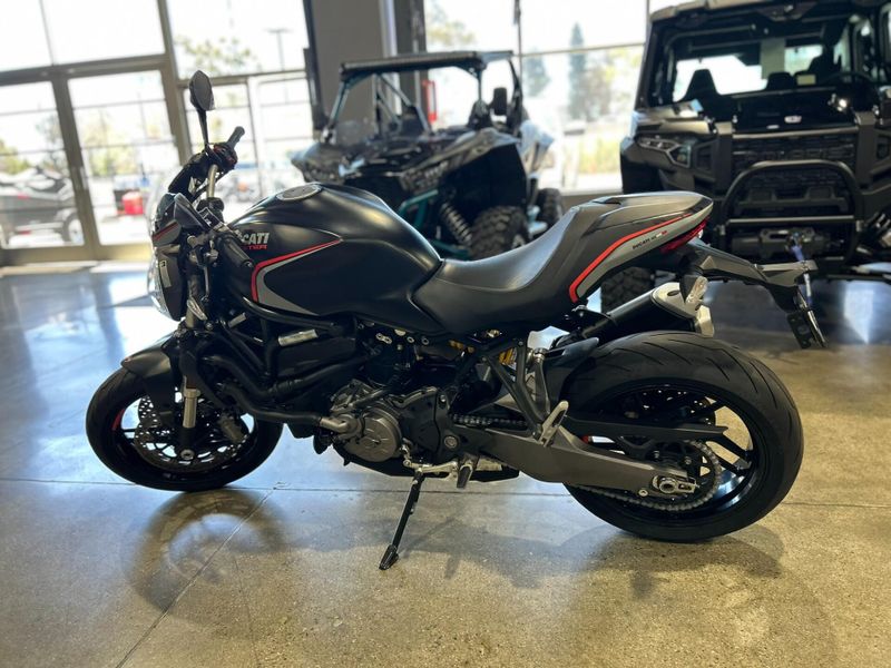 Used 2021 Ducati MONSTER 821 STEALTH Image 12