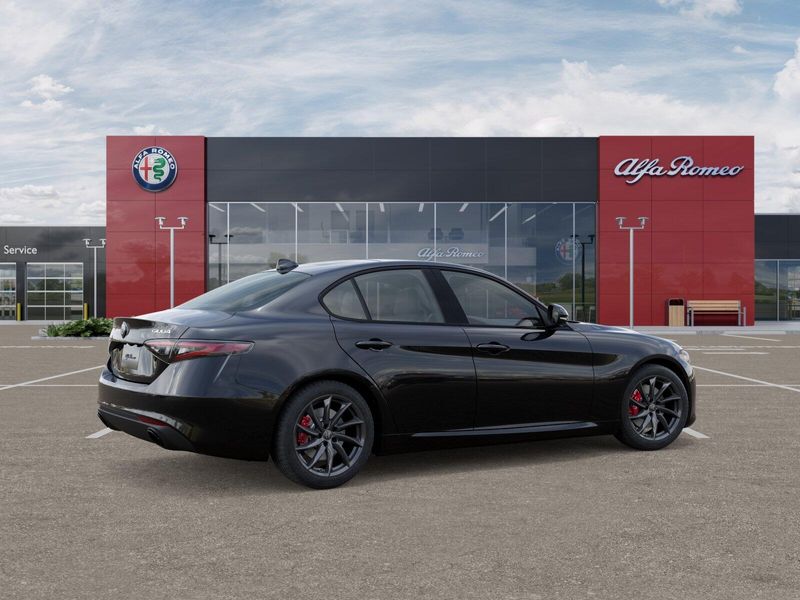 New 2025 Alfa Romeo Giulia RwdImage 28