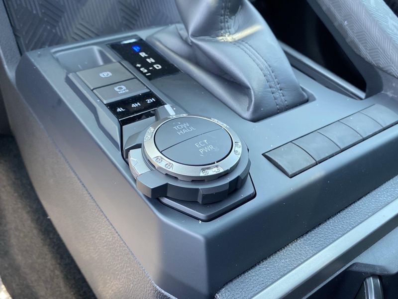 New 2025 Toyota Tacoma SR5Image 18