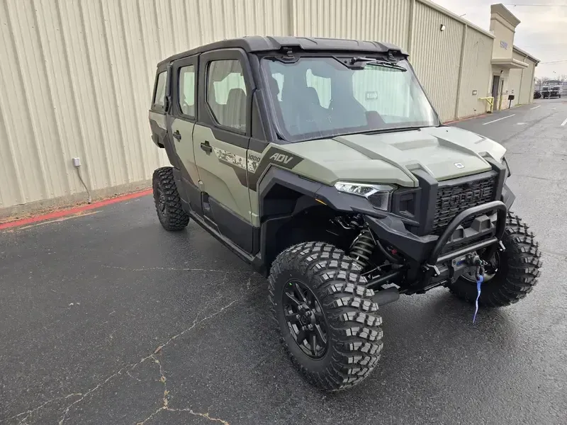 2025 Polaris XPEDITION ADV 5 NORTHSTAR MATTE MOSS GREEN Image 1
