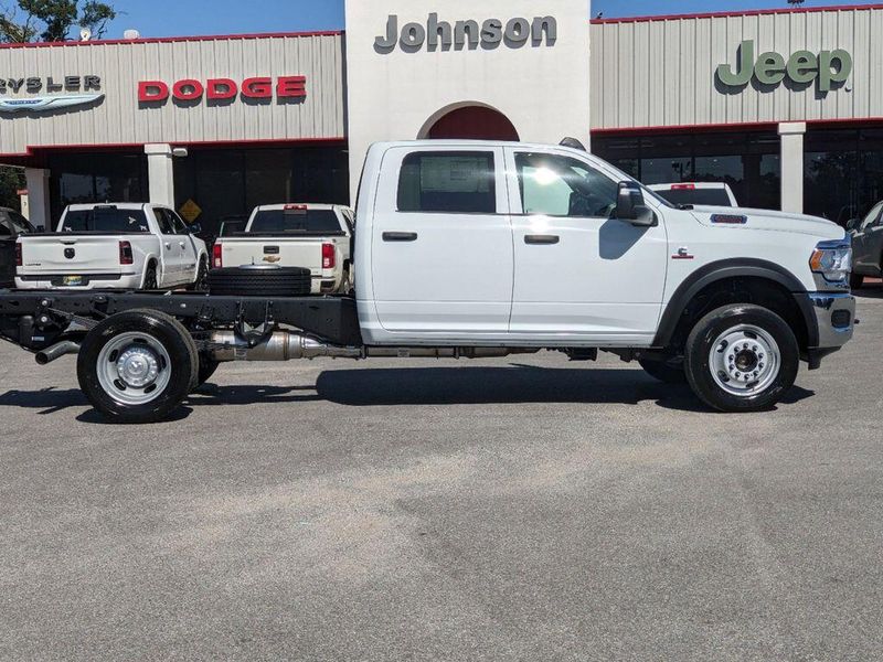 2024 RAM 4500 Tradesman Chassis Crew Cab 4x4 60