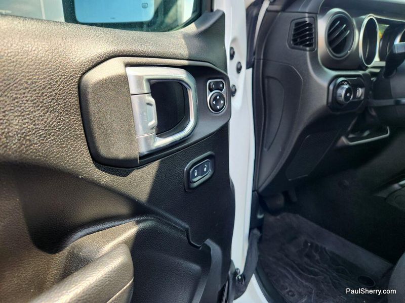 2023 Jeep Wrangler Sport SImage 24