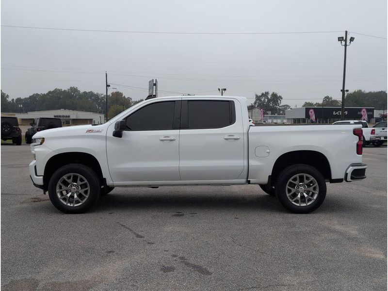 Used 2020 Chevrolet Silverado 1500 RSTImage 2