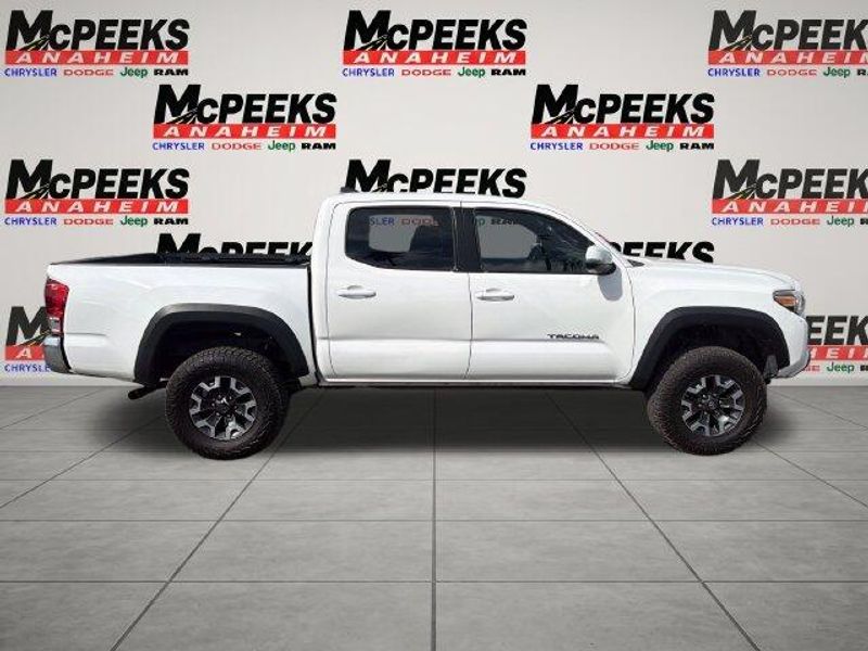 Used 2016 Toyota Tacoma TRD Off-RoadImage 6