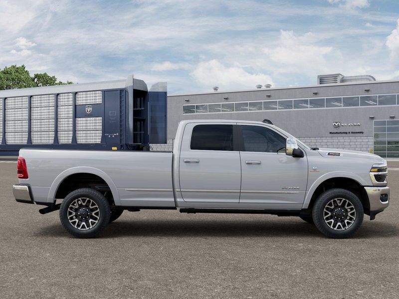 New 2026 RAM 3500 Limited Crew Cab 4x4 8