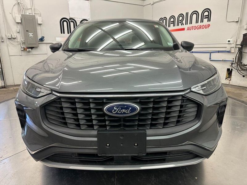 2024 Ford Escape ActiveImage 10