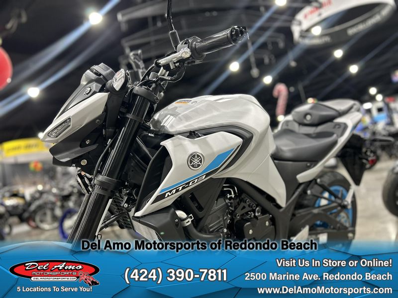 2025 Yamaha MT-03 Image 16