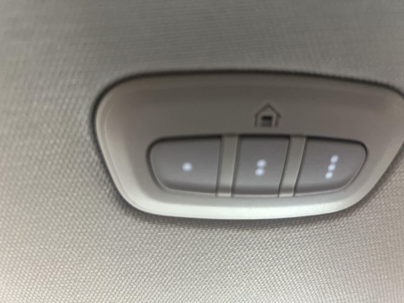 Used 2022 RAM 1500 LaramieImage 4