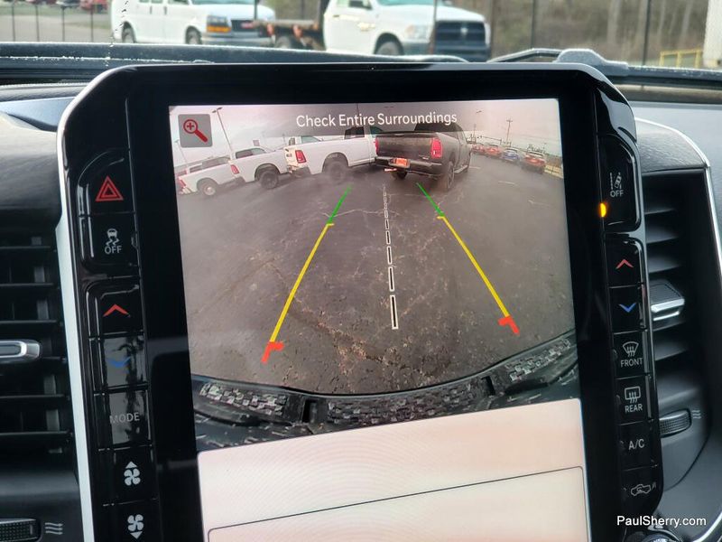 New 2026 RAM 1500 Laramie Crew Cab 4x4 5'7' Box