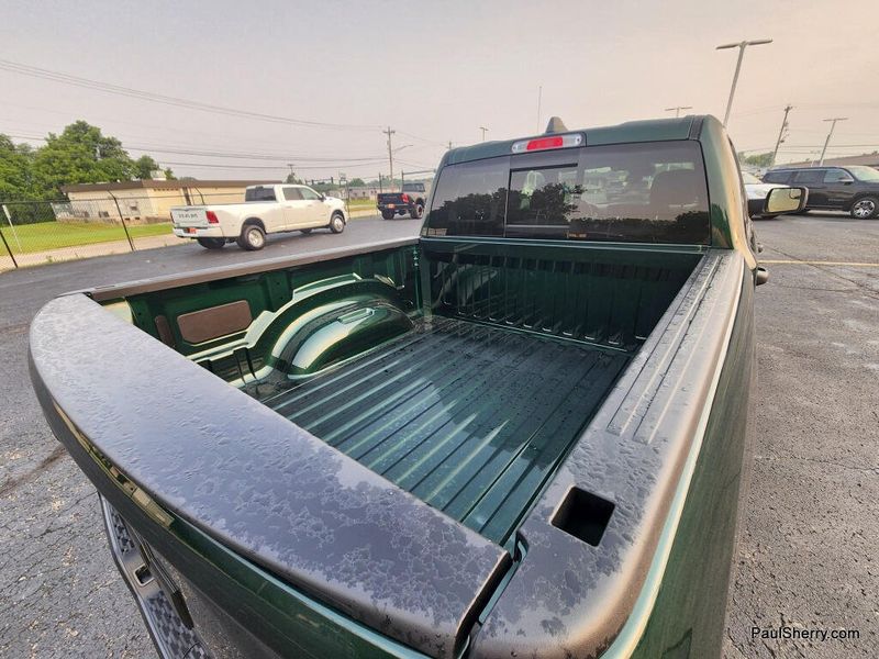 New 2026 RAM 1500 Warlock Crew Cab 4x4 5'7' Box