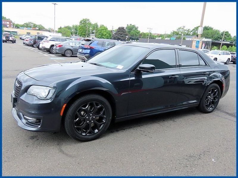 2019 Chrysler 300 SImage 1