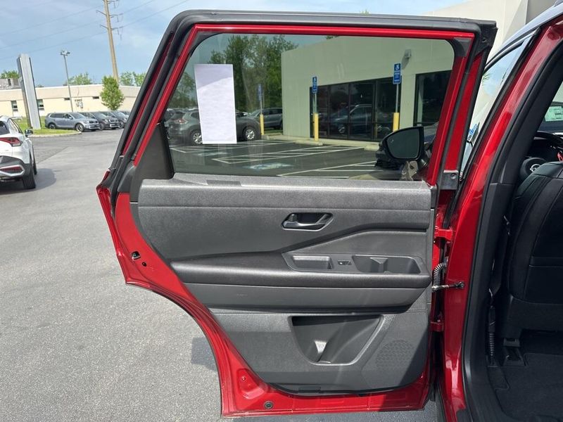 2023 Nissan Pathfinder Rock CreekImage 21