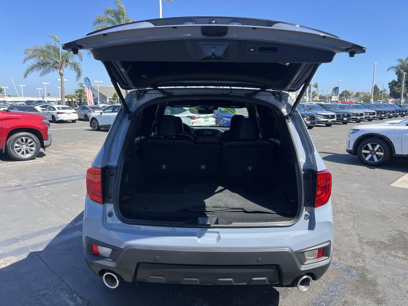 2025 Honda Passport EX-LImage 22