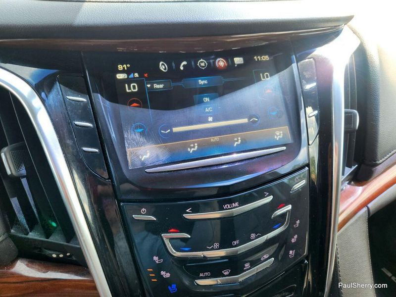 Used 2019 Cadillac Escalade ESV 