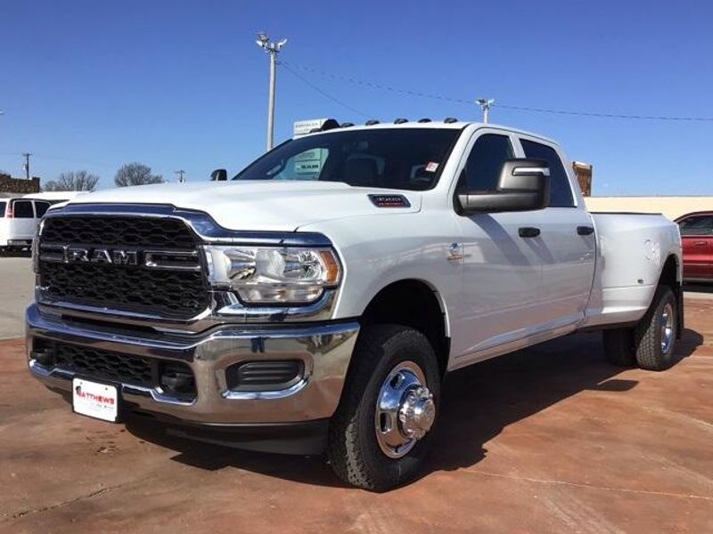 2024 RAM 3500 Tradesman Crew Cab 4x4 8