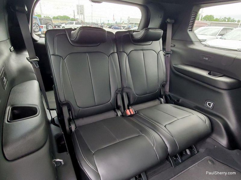 2025 Jeep Grand Cherokee L Limited 4x4Image 52