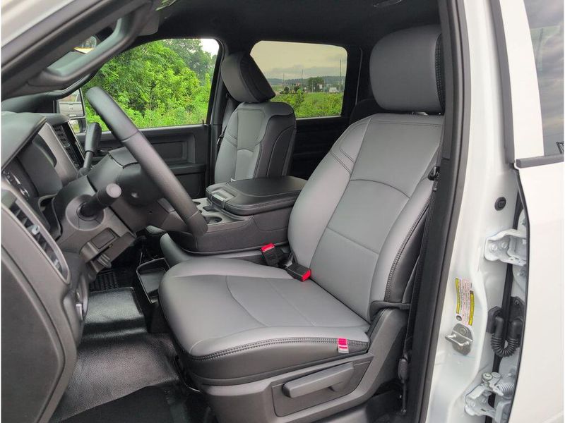 New 2026 RAM 2500 Tradesman Crew Cab 4x4 6