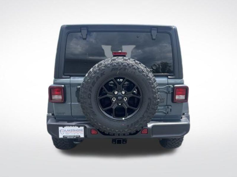 2025 Jeep Wrangler 4-door Willys