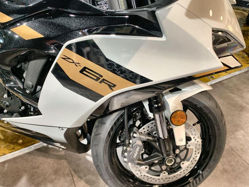 New 2026 Kawasaki NINJA ZX-6R ABS Image 13