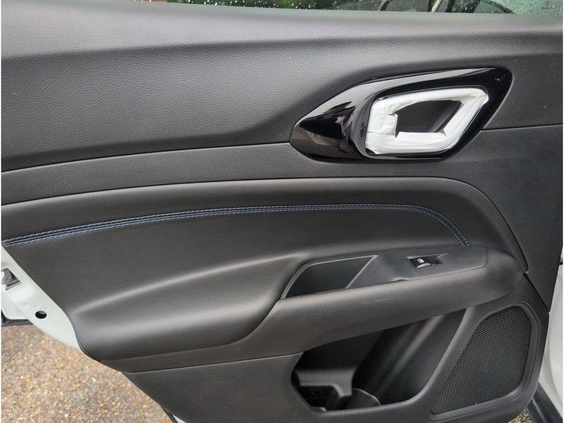 2025 Jeep Compass Latitude 4x4Image 30