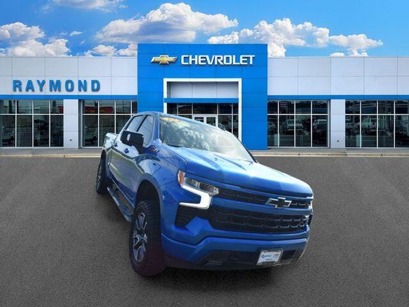 Used 2022 Chevrolet Silverado 1500 RSTImage 9