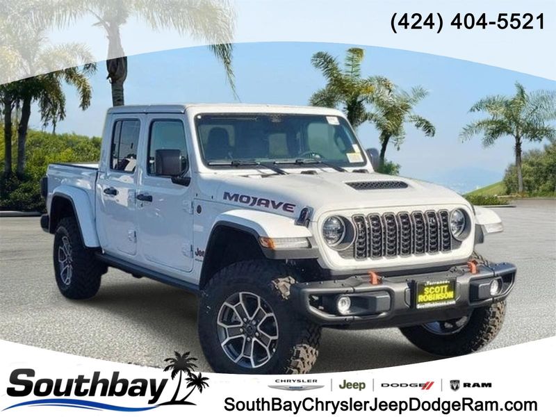 New 2026 Jeep Gladiator Mojave 4x4