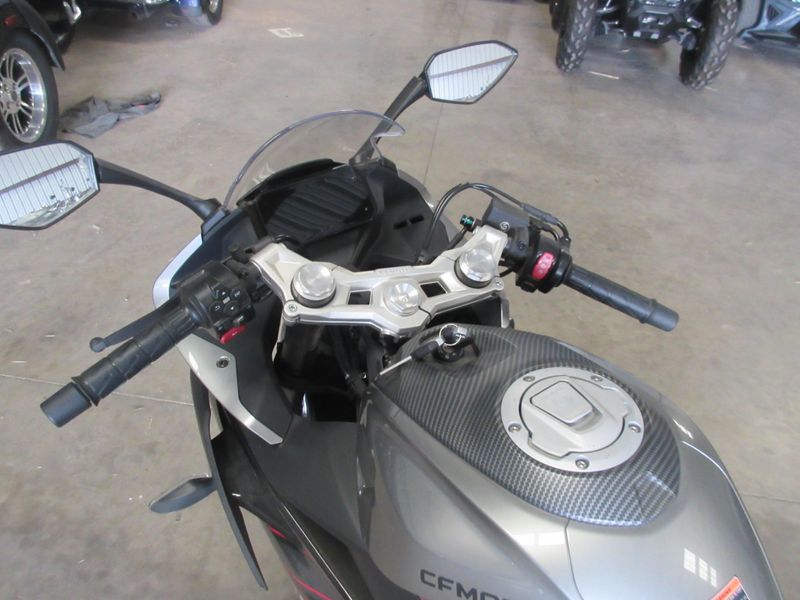 USED 2024 CFMOTO 300SS Image 12