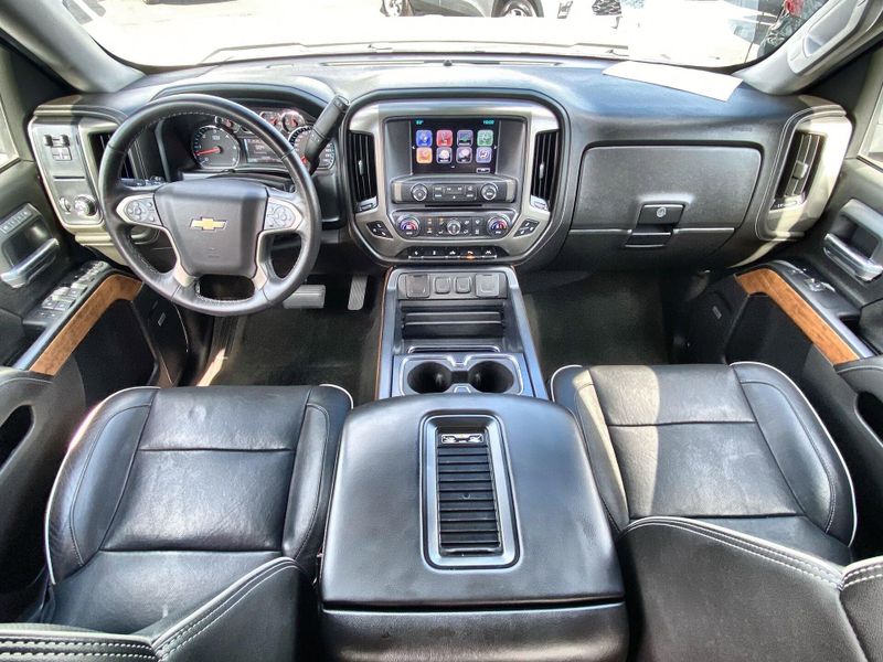 Used 2018 Chevrolet Silverado 1500 High CountryImage 20