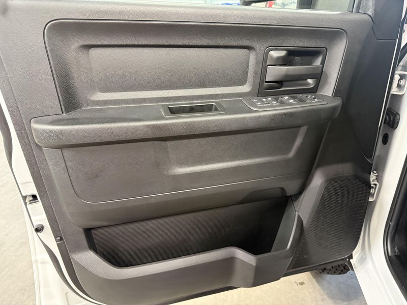 New 2026 RAM 3500 Tradesman Crew Cab Chassis 4x4 60